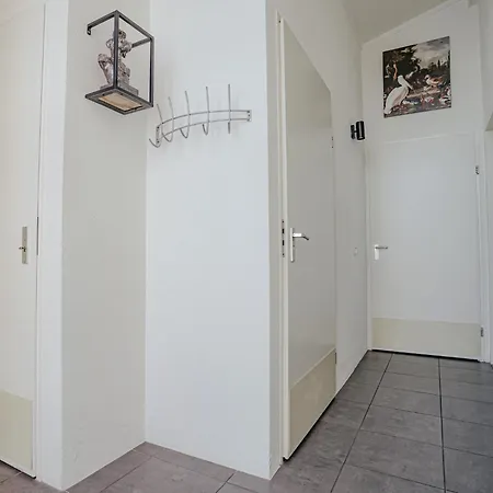 Kraaijennest By Interhome 3* Uitgeest