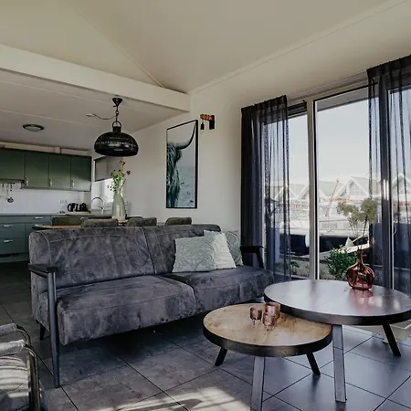 Kraaijennest By Interhome Uitgeest