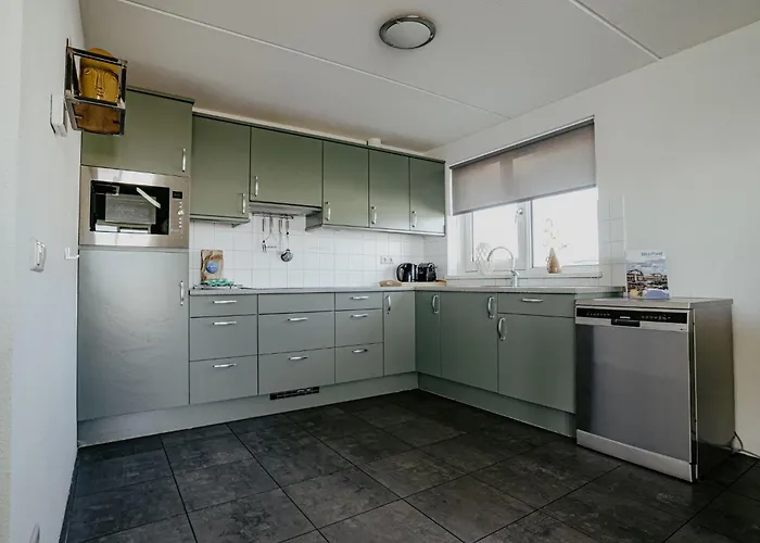 Kraaijennest By Interhome 3* Uitgeest